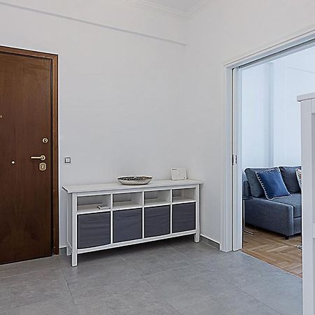 Spacious Two Bedroom Apartment In Central Location Atina Dış mekan fotoğraf