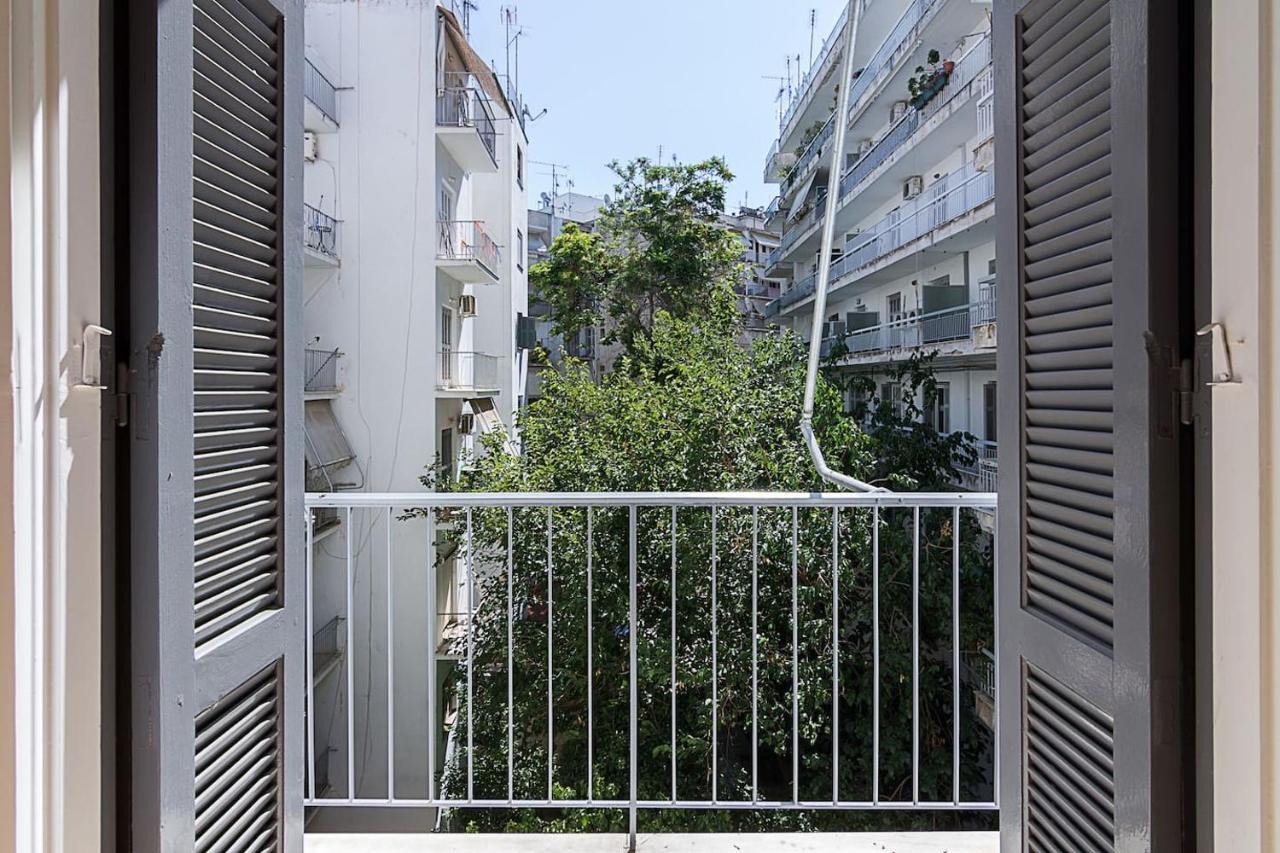 Spacious Two Bedroom Apartment In Central Location Atina Dış mekan fotoğraf