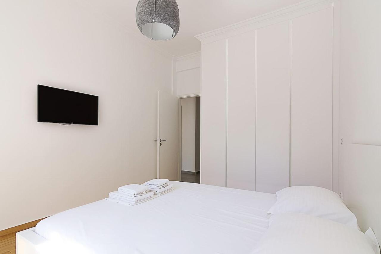 Spacious Two Bedroom Apartment In Central Location Atina Dış mekan fotoğraf