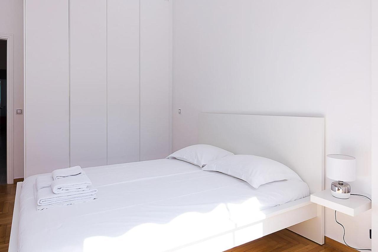 Spacious Two Bedroom Apartment In Central Location Atina Dış mekan fotoğraf