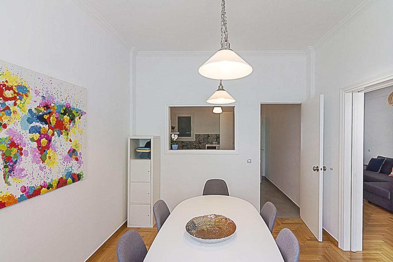 Spacious Two Bedroom Apartment In Central Location Atina Dış mekan fotoğraf